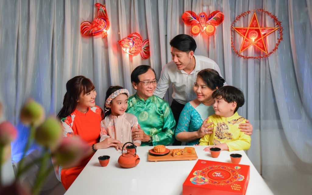 quảng cáo bánh trung thu quảng cáo bánh trung thu