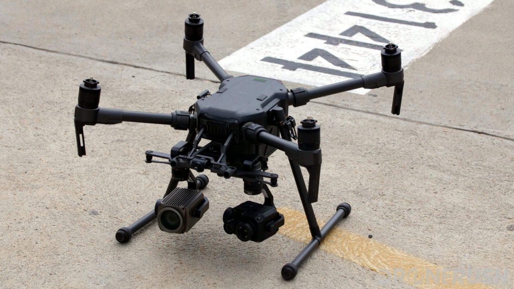 máy bay quay phim điều khiển từ xa máy bay quay phim điều khiển từ xa